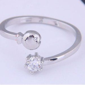 Stylish silver ring